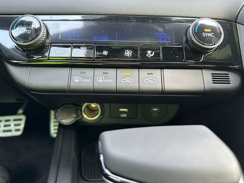 New 2026 Hyundai Elantra Sport FWD image 16