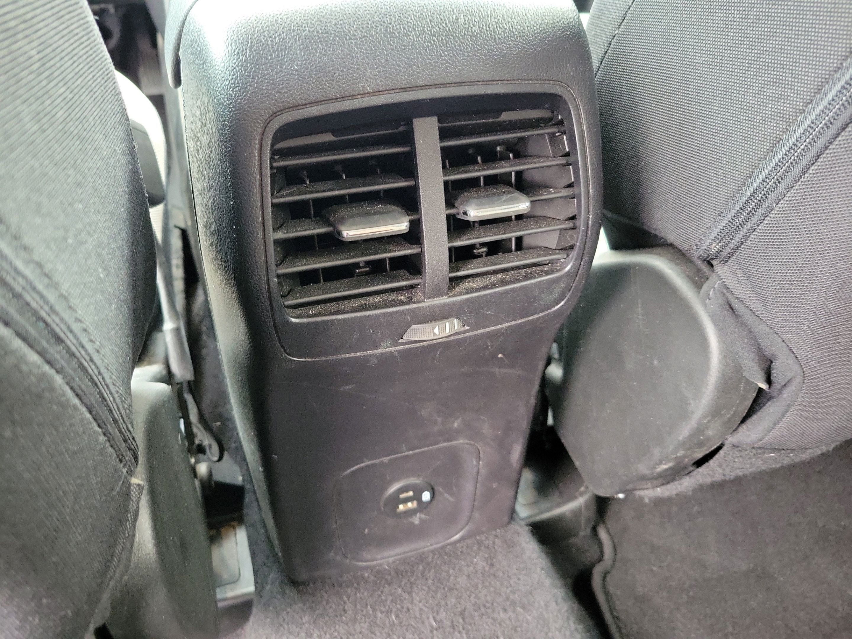 Used 2022 Ford Escape SE w/ Cold Weather Package AWD/4WD image 10