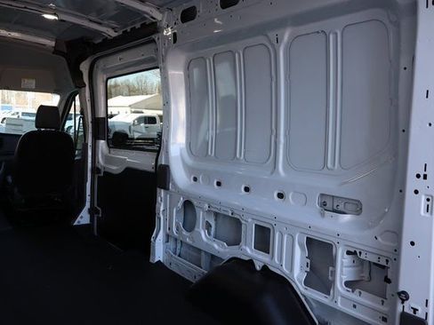New 2026 Ford Transit 250 148 Medium Roof image 21