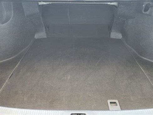 Used 2024 Toyota Camry SE image 30