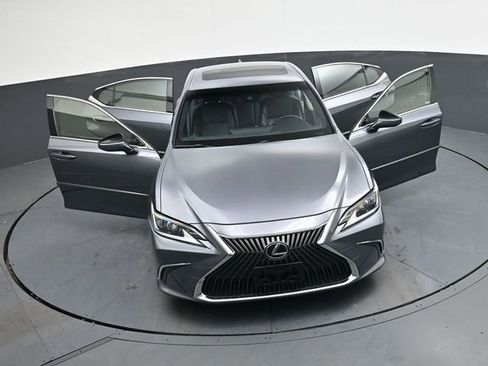 Used 2019 Lexus ES 350 Luxury image 34