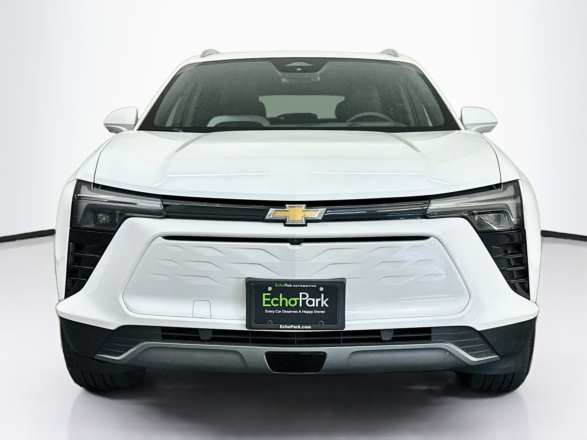 Used 2024 Chevrolet Blazer EV LT AWD/4WD image 2