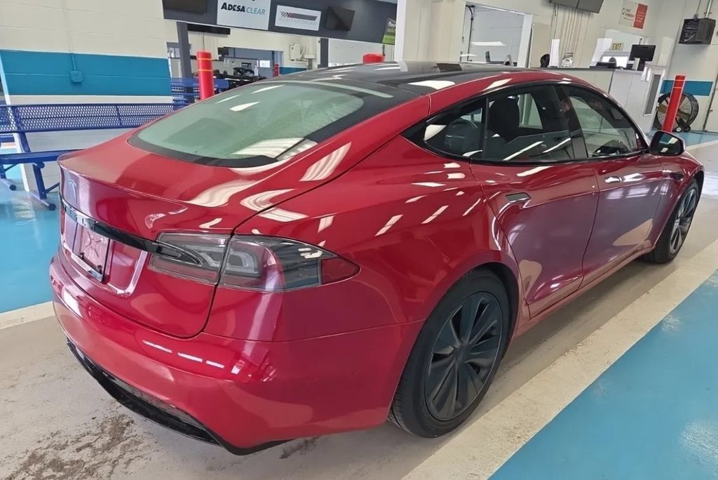 Used 2022 Tesla Model S AWD/4WD image 2