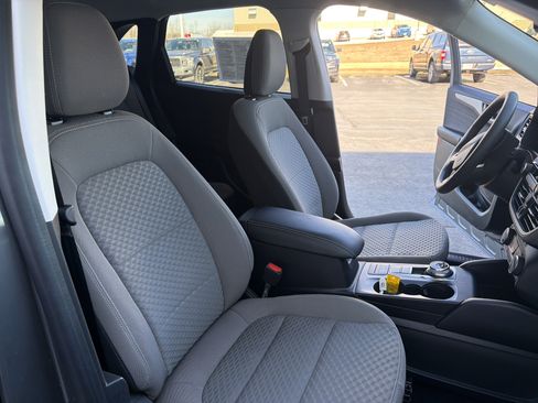 Used 2022 Ford Escape SE w/ Convenience Package image 26