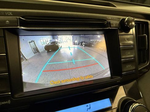 Used 2013 Toyota RAV4 Limited AWD/4WD image 16