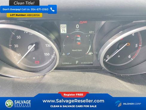 Used 2017 Land Rover Discovery HSE image 12