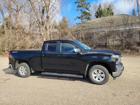 Used 2020 Chevrolet Silverado 1500 LT w/ All-Star Edition image 14