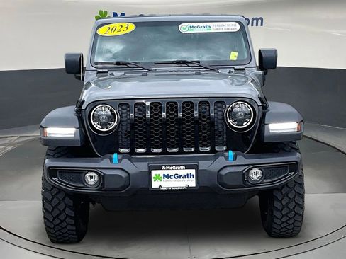 Used 2023 Jeep Wrangler Unlimited w/ Cold Weather Group AWD/4WD image 2