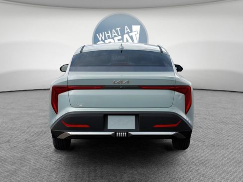 New 2026 Kia K4 FWD image 5
