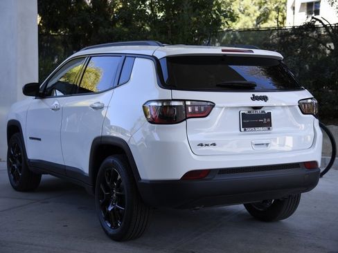 New 2025 Jeep Compass Latitude w/ Altitude Special Edition image 3