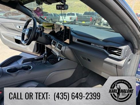 Used 2025 Ford Mustang GT Premium w/ GT Performance Package RWD image 27