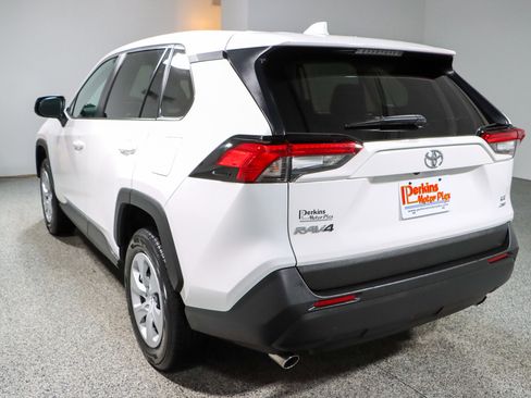 Used 2024 Toyota RAV4 LE image 9