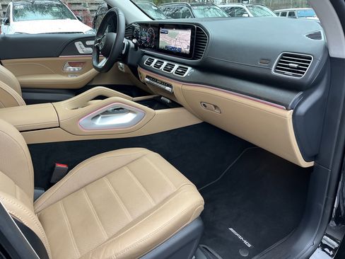 Certified 2024 Mercedes-Benz GLS 450 4MATIC image 57