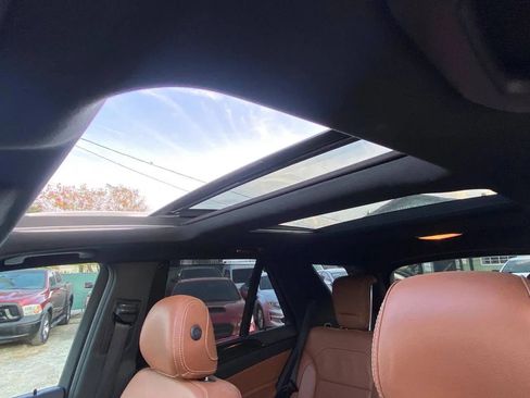 Used 2017 Mercedes-Benz GLE 43 AMG 4MATIC image 16