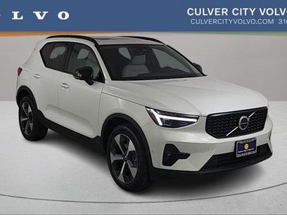 Certified 2026 Volvo XC40 B5 Plus w/ Protection Package Premier