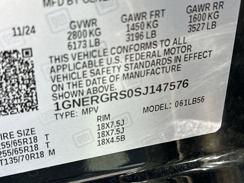 Certified 2025 Chevrolet Traverse LT FWD image 33