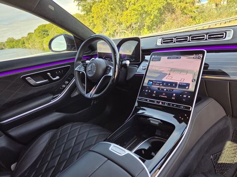 Used 2022 Mercedes-Benz S 580 S 580 image 18