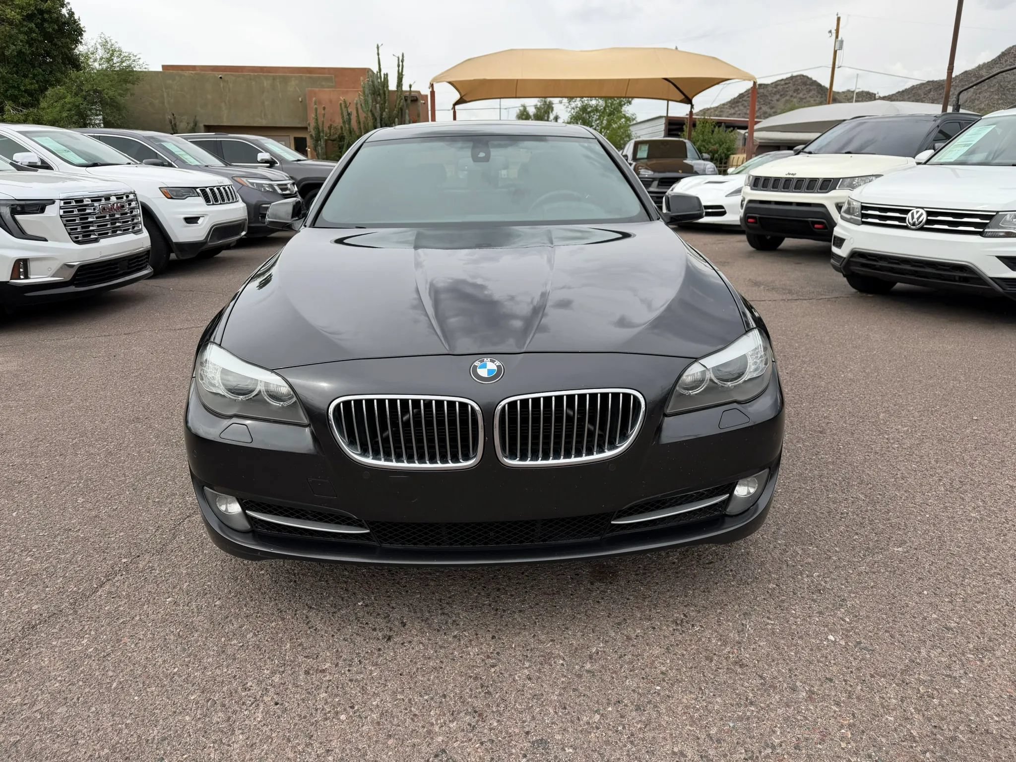 Used 2012 BMW 528i xDrive Sedan AWD/4WD image 2