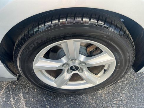 Used 2017 Ford Mustang Coupe RWD image 18