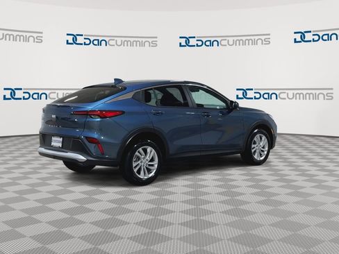 New 2026 Buick Envista Sport Touring w/ Convenience I Package FWD image 9