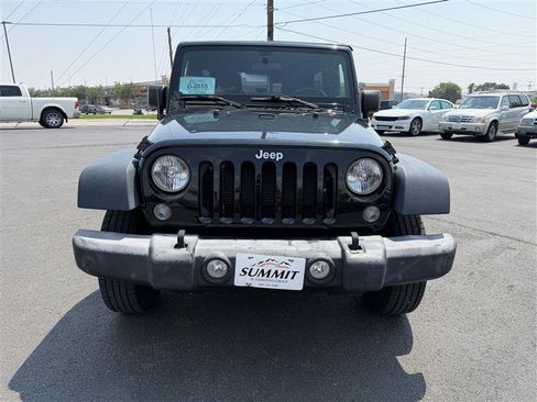 Used 2016 Jeep Wrangler Unlimited Sport AWD/4WD image 3