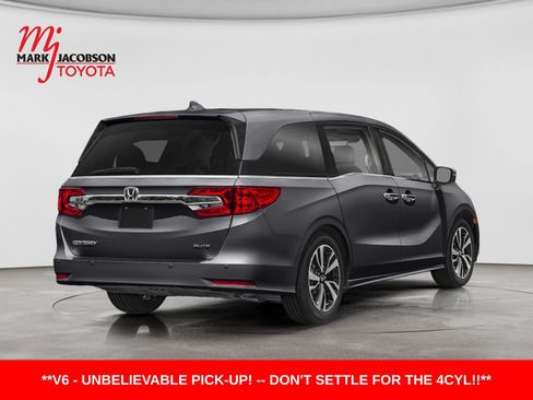 Used 2020 Honda Odyssey Elite image 2