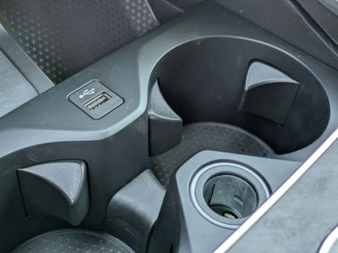 Used 2022 BMW X5 xDrive40i w/ Premium Package image 32