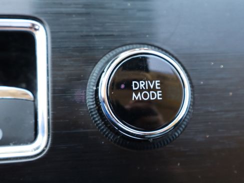 Used 2023 Lincoln Aviator Reserve image 32