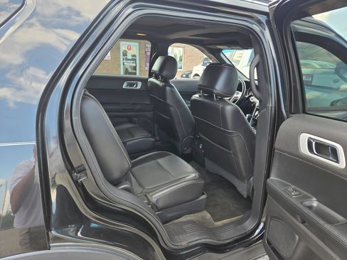 Used 2015 Ford Explorer Sport w/ Equipment Group 401A AWD/4WD image 22