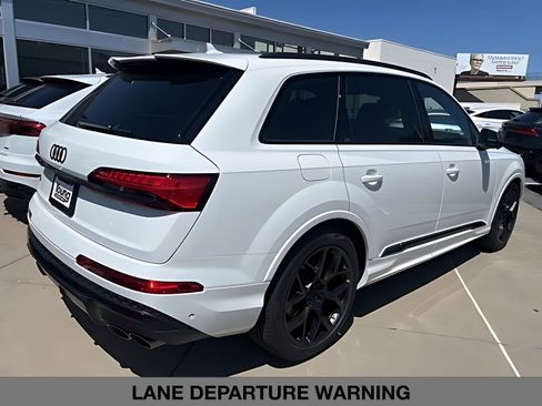 New 2026 Audi SQ7 Premium Plus AWD/4WD image 3