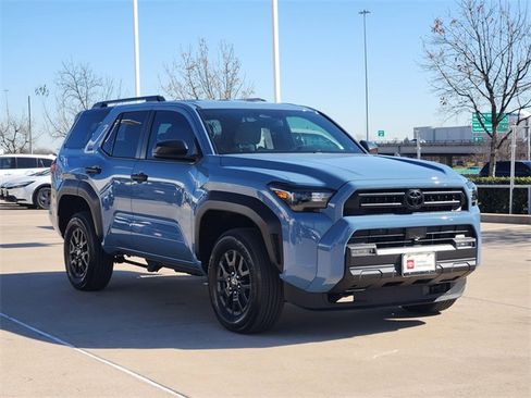 Used 2025 Toyota 4Runner SR5 image 2