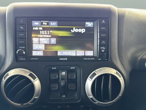 Used 2015 Jeep Wrangler Unlimited Sahara w/ Dual Top Group AWD/4WD image 11