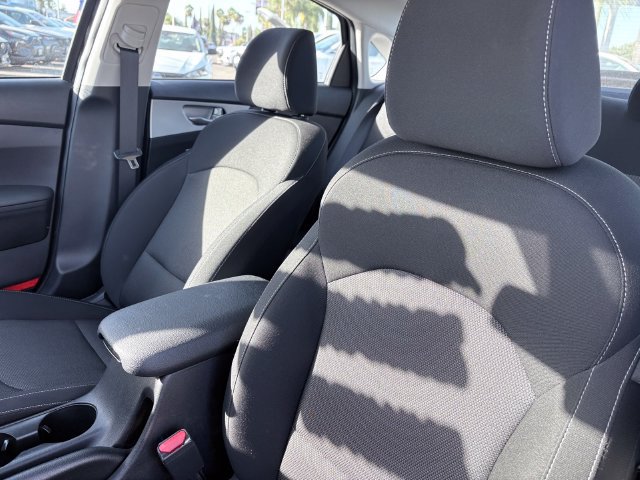 Used 2023 Kia Forte LXS FWD image 10