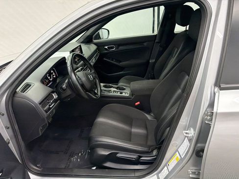Used 2025 Honda Civic Sport image 9