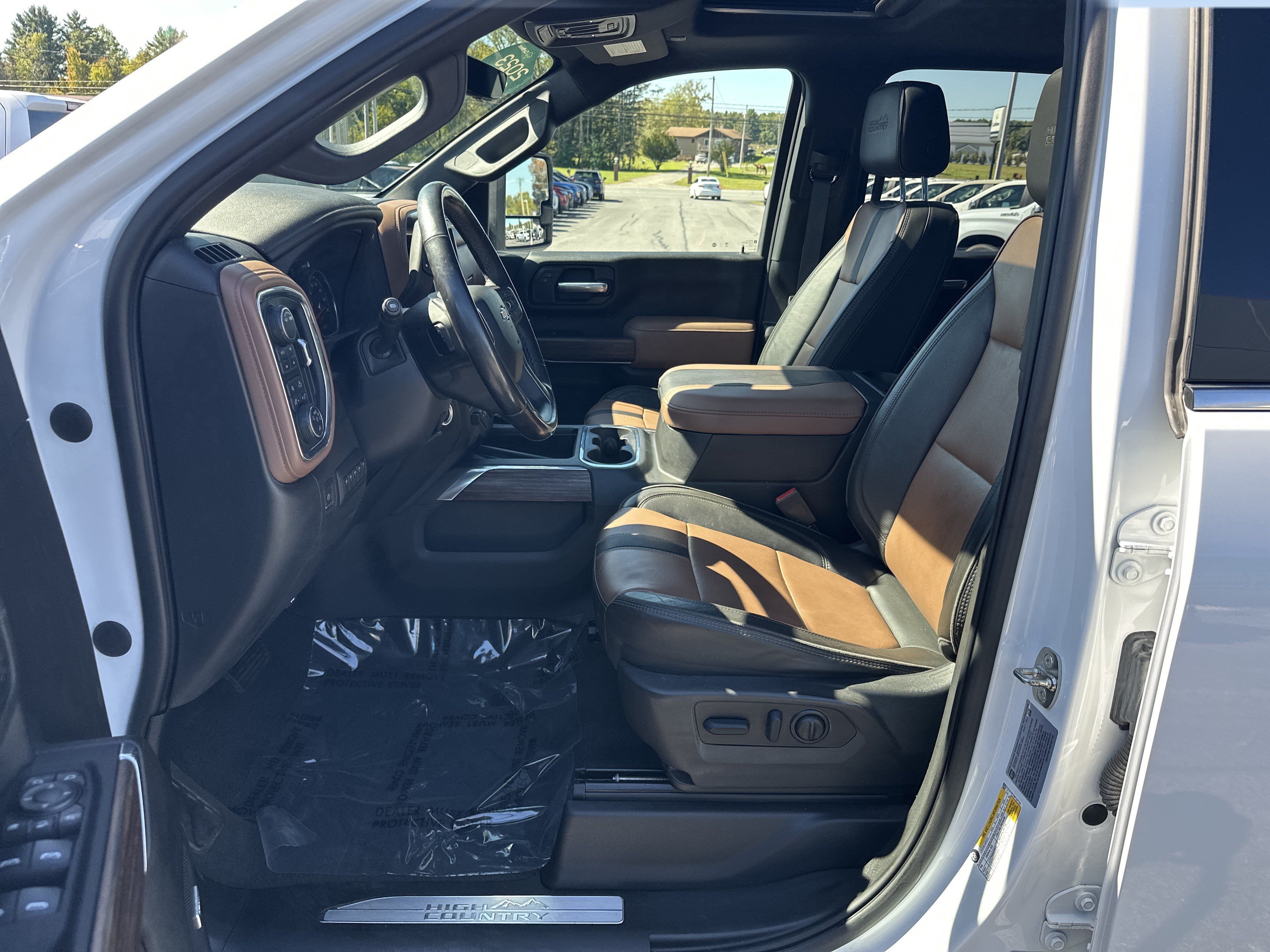 Used 2023 Chevrolet Silverado 3500 High Country w/ Z71 Off-Road Package AWD/4WD image 14