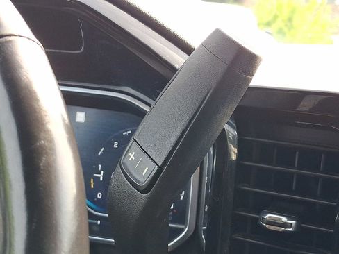 Used 2022 Chevrolet Silverado 1500 LT image 15