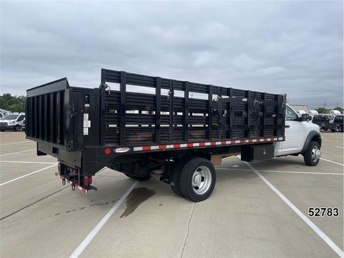 Used 2021 RAM 5500 Tradesman RWD image 2