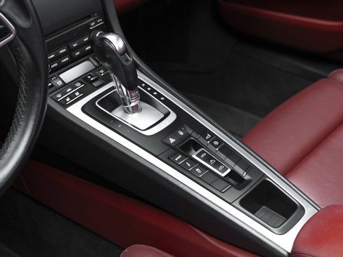 Used 2019 Porsche 911 Carrera image 29