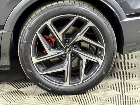 New 2027 Audi SQ6 e-tron Premium Plus AWD/4WD image 24