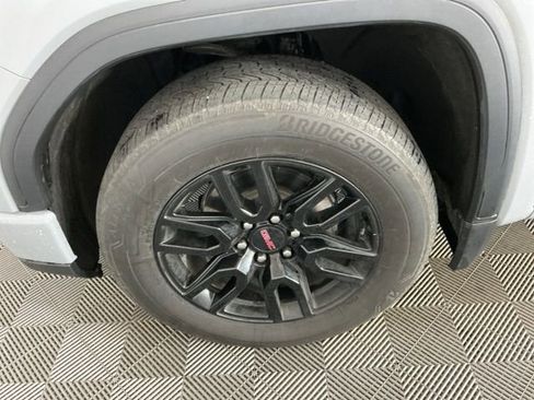 Used 2024 GMC Sierra 1500 Elevation AWD/4WD image 7