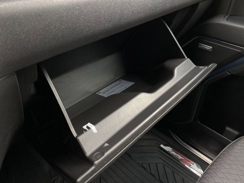 Used 2024 Chevrolet Silverado 1500 LT Trail Boss w/ Convenience Package II image 21