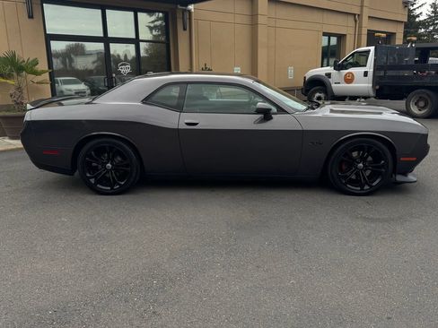 Used 2020 Dodge Challenger R/T RWD image 8
