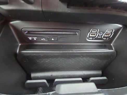 Used 2019 RAM 1500 Sport w/ Level 2 Equipment Group image 39