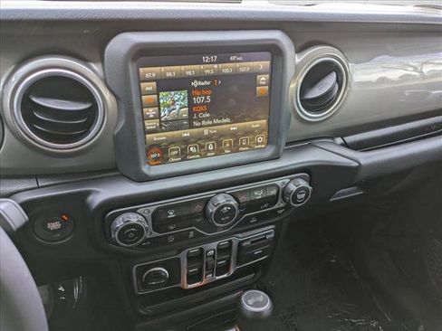 Used 2023 Jeep Wrangler Sahara image 11