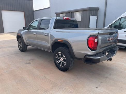 Used 2025 GMC Canyon AT4 w/ Off-Road Front Bumper Package image 8