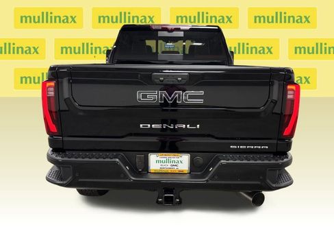 New 2025 GMC Sierra 2500 Denali Ultimate image 16
