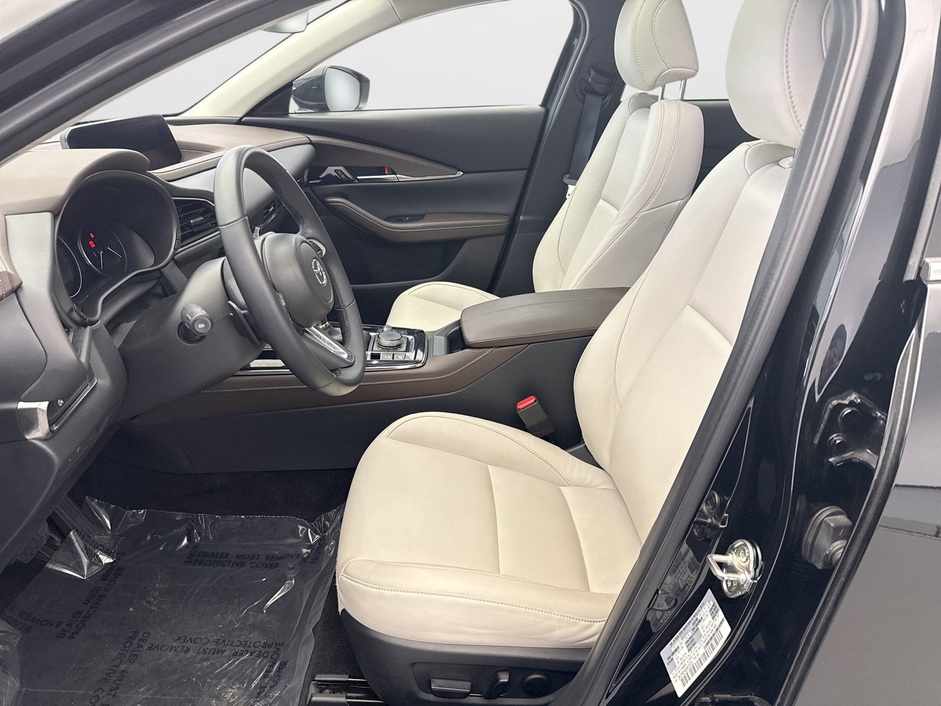 Used 2025 MAZDA CX-30 AWD 2.5 S w/ Premium Package image 11