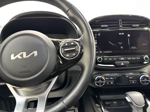 Certified 2023 Kia Soul EX FWD image 18