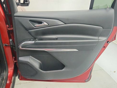 Used 2024 Chevrolet Traverse LT w/ LPO, Floor Liner Package FWD image 26