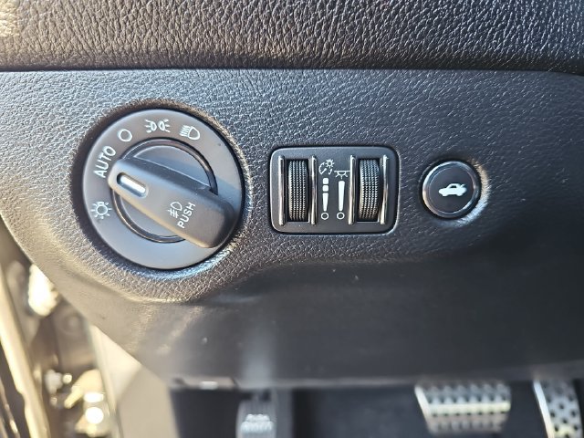 Used 2021 Dodge Challenger R/T Scat Pack RWD image 28